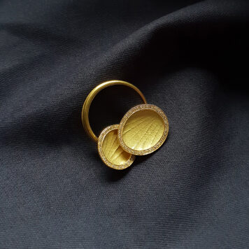 Wobbly Ring