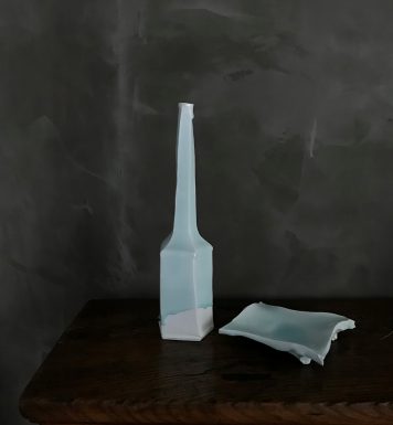 Chamfered Vase & Square Plate