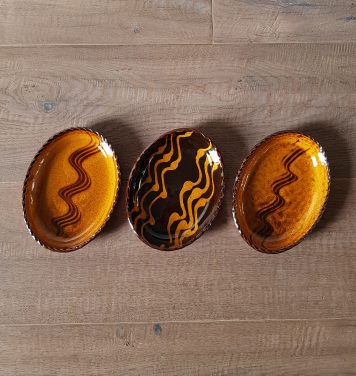 Oval Pie Crust Dishes