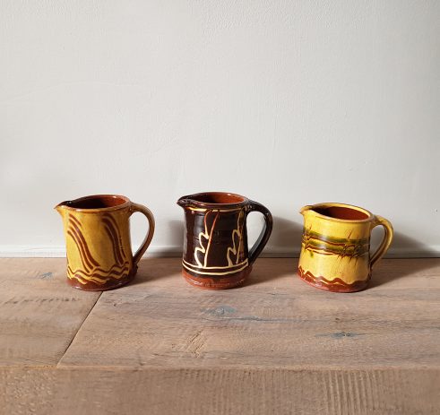 Straight Sided Half Pint Jugs