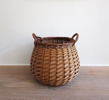 Curved Log Basket