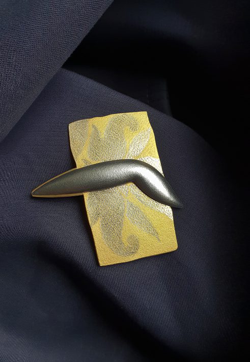 Platinum Gauze Brooch