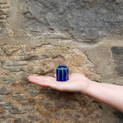 Miniature Pot – Medium Cutside