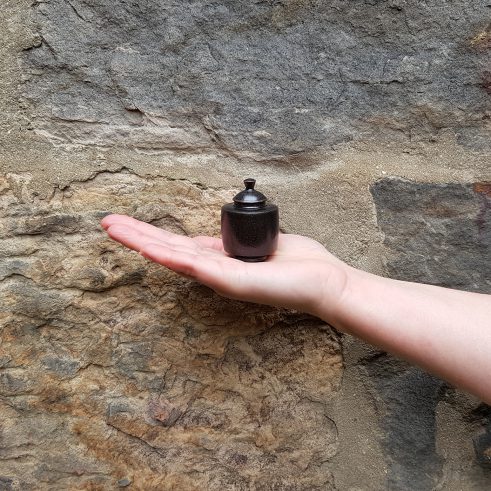 Miniature Pot & Cover – Small