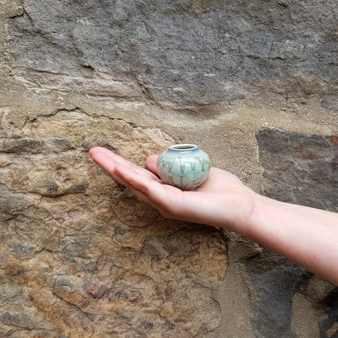 Miniature Pot – Scratched Medium