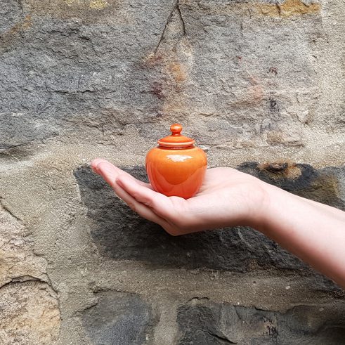 Miniature Pot & Cover – Large