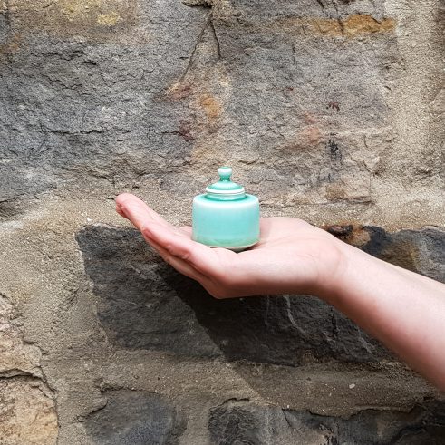 Miniature Pot & Cover – Medium