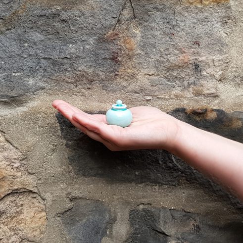 Miniature Pot & Cover – Small