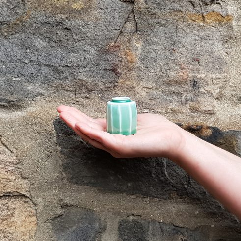 Miniature Pot – Cutside Medium