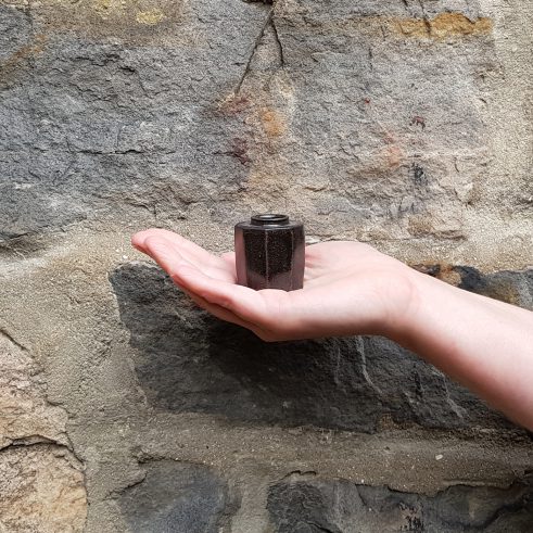 Miniature Pot – Cutside Medium