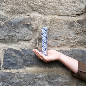 Single Flower Drawing Vase – Medium