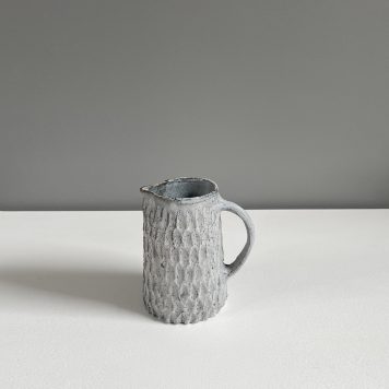 Medium Dry Kohiki Flower Petal Jug