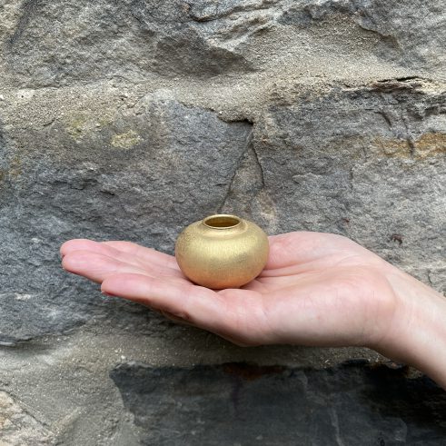 Miniature Pot – Gold Medium