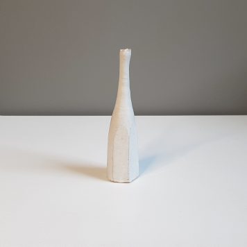 Still Life Bottle – White 90 (II)
