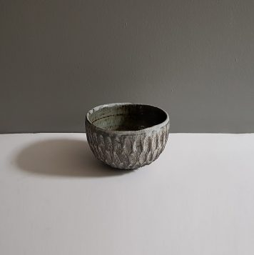 Dry Kohiki Cereal Bowl Flower Petal Horizontal Grey V