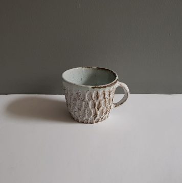 Dry Kohiki Mug Flower Petal Horizontal White III