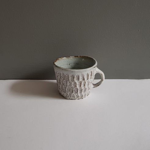 Dry Kohiki Mug Flower Petal Horizontal White IV