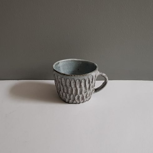 Dry Kohiki Mug Flower Petal Horizontal Grey IV