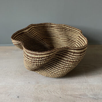Pakurigo Waves Basket IV