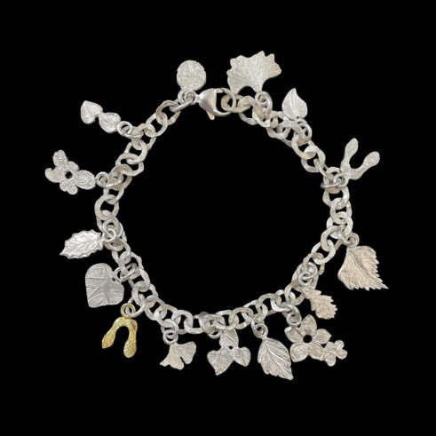 Walk in The Wood Wrist Chain with Golden Sycamore