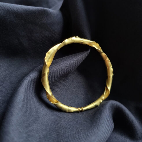 Striptwist Bangle