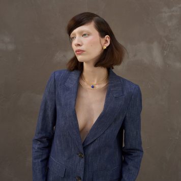 Striptwist Necklet and Lapis Pendant