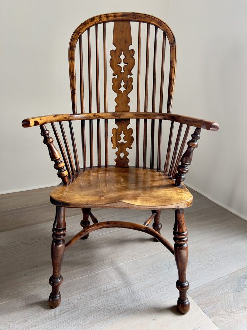 Comb Back Windsor Chair