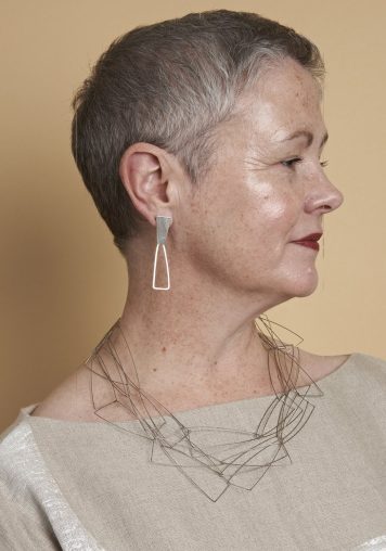 Fine Layered Fankle Necklace