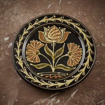 Small Tulip and Fan Flower Plate (Black)