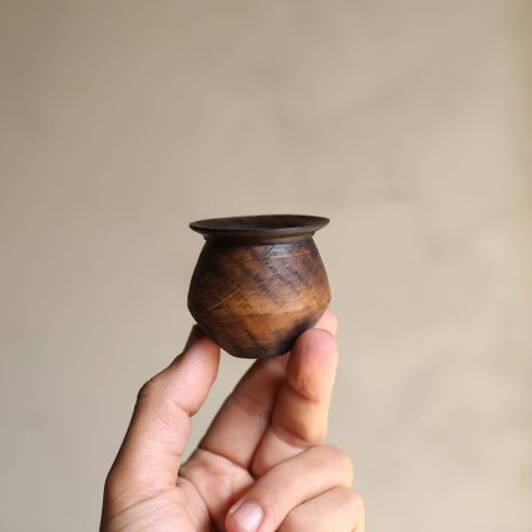 Miniature Cauldron in Leathered Oak