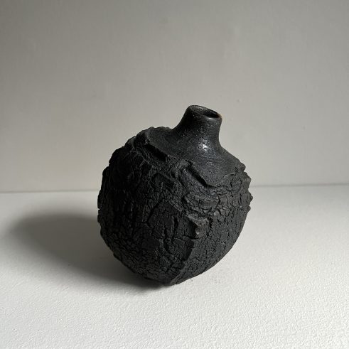 Rolling Erosion Jar, Kintsugi Rim