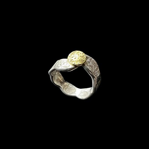 Foliate Ring