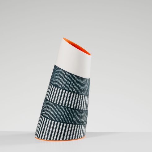 Tilted Vessel II
