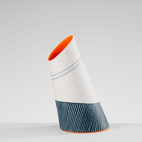 Tilted Vessel I
