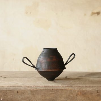 lightning-struck English Oak from Heathfield, Sussex with waxed cotton stitching vessel