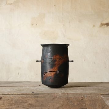 lightning-struck English Oak from Heathfield, Sussex with waxed cotton stitching vessel