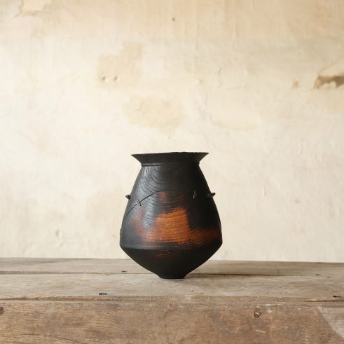 lightning-struck English Oak from Heathfield, Sussex with waxed cotton stitching vessel