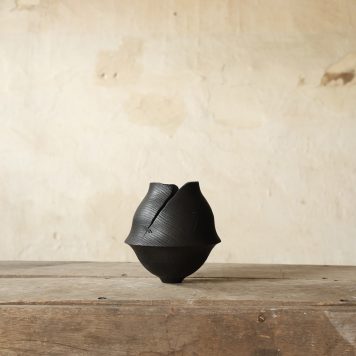 lightning-struck English Oak from Heathfield, Sussex with waxed cotton stitching vessel