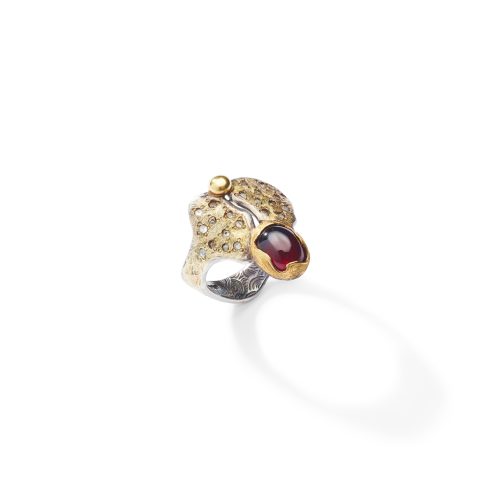 Oval Garnet Ring