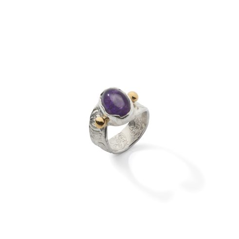 Oval Amethyst Ring