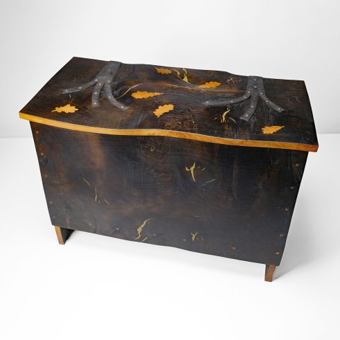 Knotty Chest