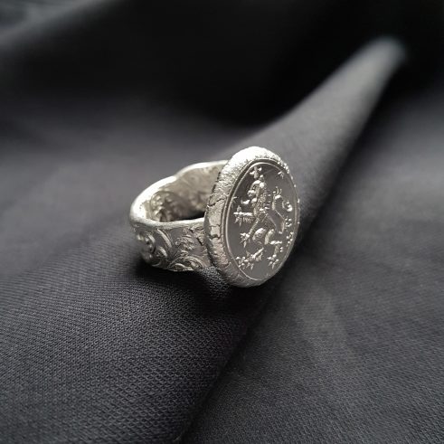 Lion Rampant Signet Style Ring