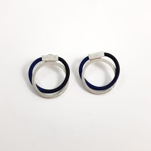Small Twist & Circle Earrings (Navy & Black)