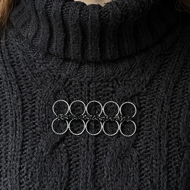 Shimmer II Brooch by Susan Cross | The Scottish Gallery