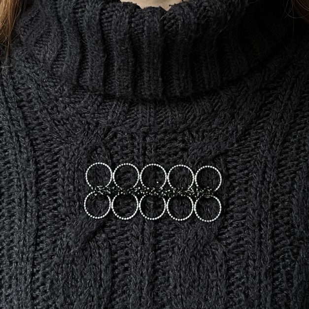 Shimmer II Brooch by Susan Cross | The Scottish Gallery