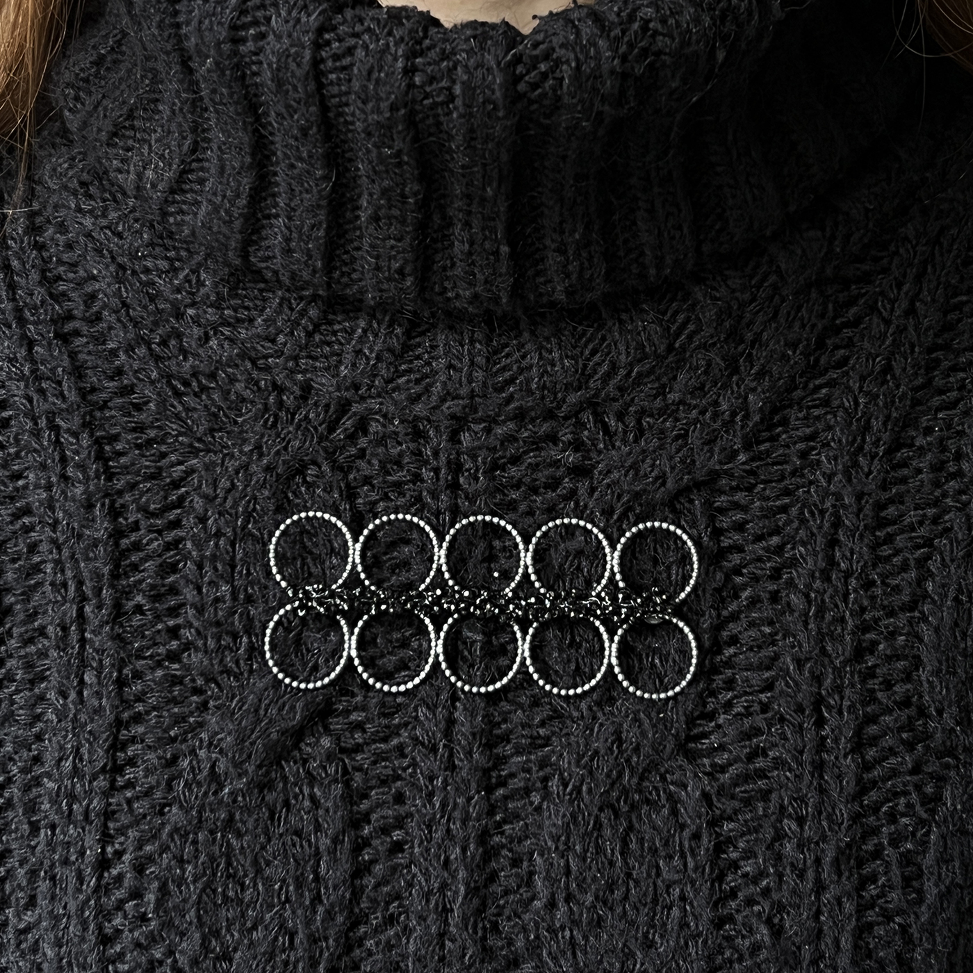 Shimmer II Brooch by Susan Cross | The Scottish Gallery