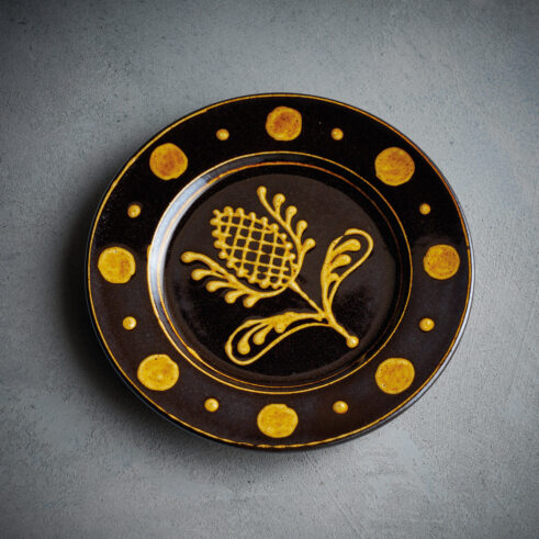 Whitework Tulip Plate, Black