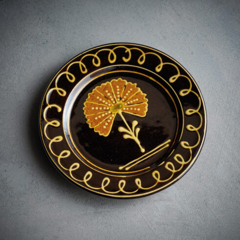 Scaevola Plate, Black