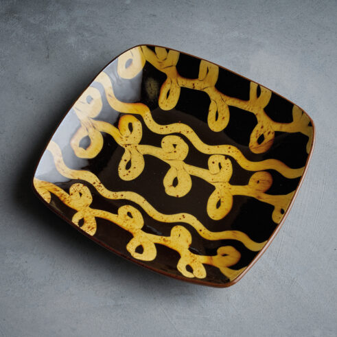 Abstract Slip Trailed Dish, Black