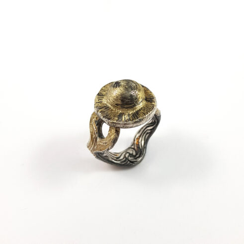 Rock ‘n’ Scroll Gold Metal Mix Ring
